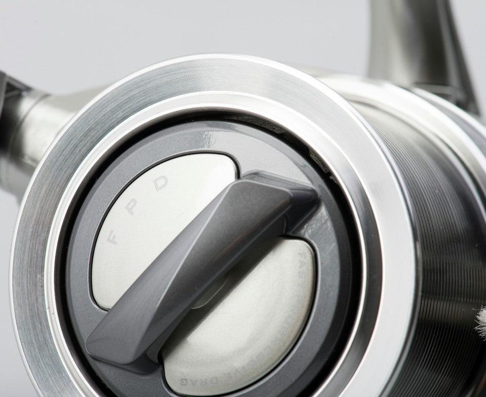 Okuma SURF-8K Long Cast Surf Reel